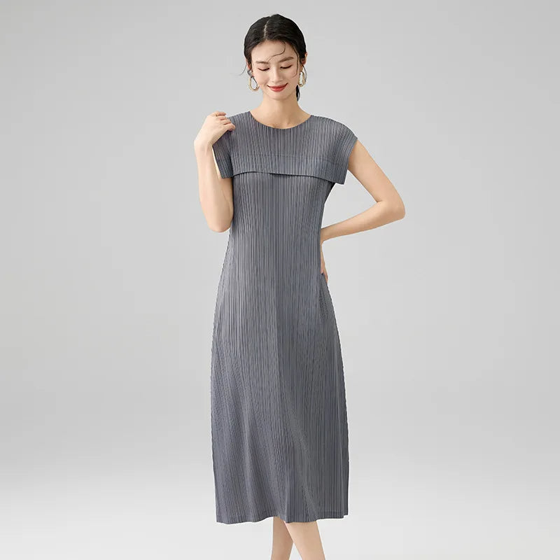 Miyake Pleated Splicing Dress 2025 Spring and Summer New Temperament Round Neck Sleeveless Comfortable Casual Peplum Long Skirt